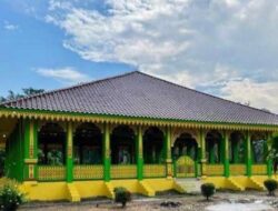 Rehap Balairung Replika Istana Damnah di Daik Lingga Rampung