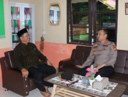 Kapolres Lingga Kunjungi Ustad H.M Nizar, Ma. Pimpinan Cabang Nahdlatul Ulama Kabupaten Lingga