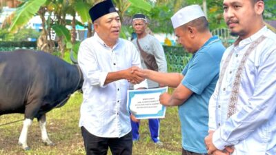 Gerindra Kepri Salurkan Hewan Kurban di Dabo Singkep: Iman Sutiawan Gaungkan Semangat Kepedulian Sosial ala Presiden Prabowo