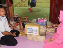 Rangkaian HUT Bhayangkara ke-79, Polres Lingga Bagikan Sembako untuk Warga