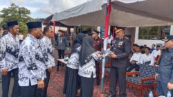 Ikut Meriahkan Hari Bhayangkara ke-79, PGRI Kabupaten Lingga Beri Kejutan Kue Ulang Tahun kepada Kapolres