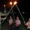 Wakil Bupati Lingga Pimpin Upacara Taptu dan Pawai Obor Peringatan HUT RI ke-80 di Kecamatan Singkep